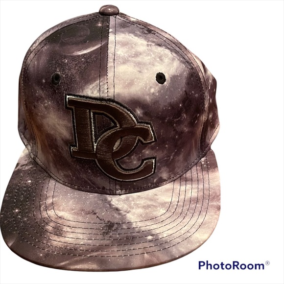 DC One Wholesaler hat - Picture 7 of 7
